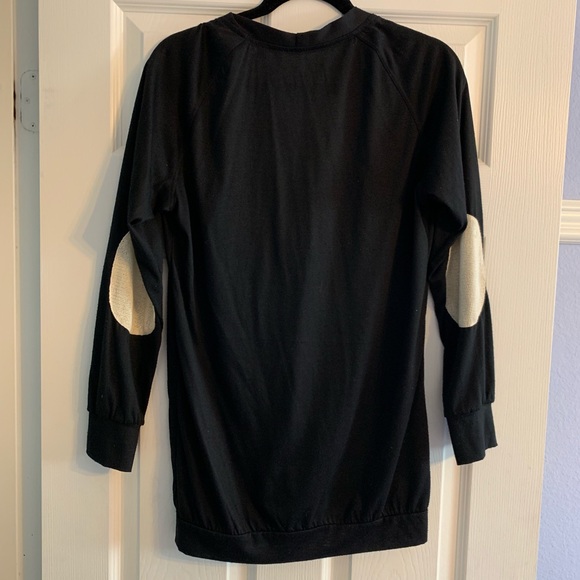 Oversized Cardigan with bejeweled buttons - Picture 2 of 5